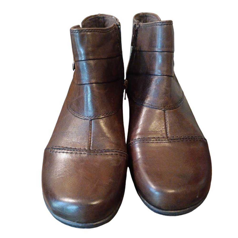 Earth Origins Brown Ankle Boots